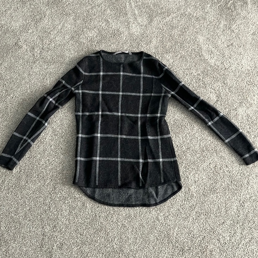 Athleta sweater